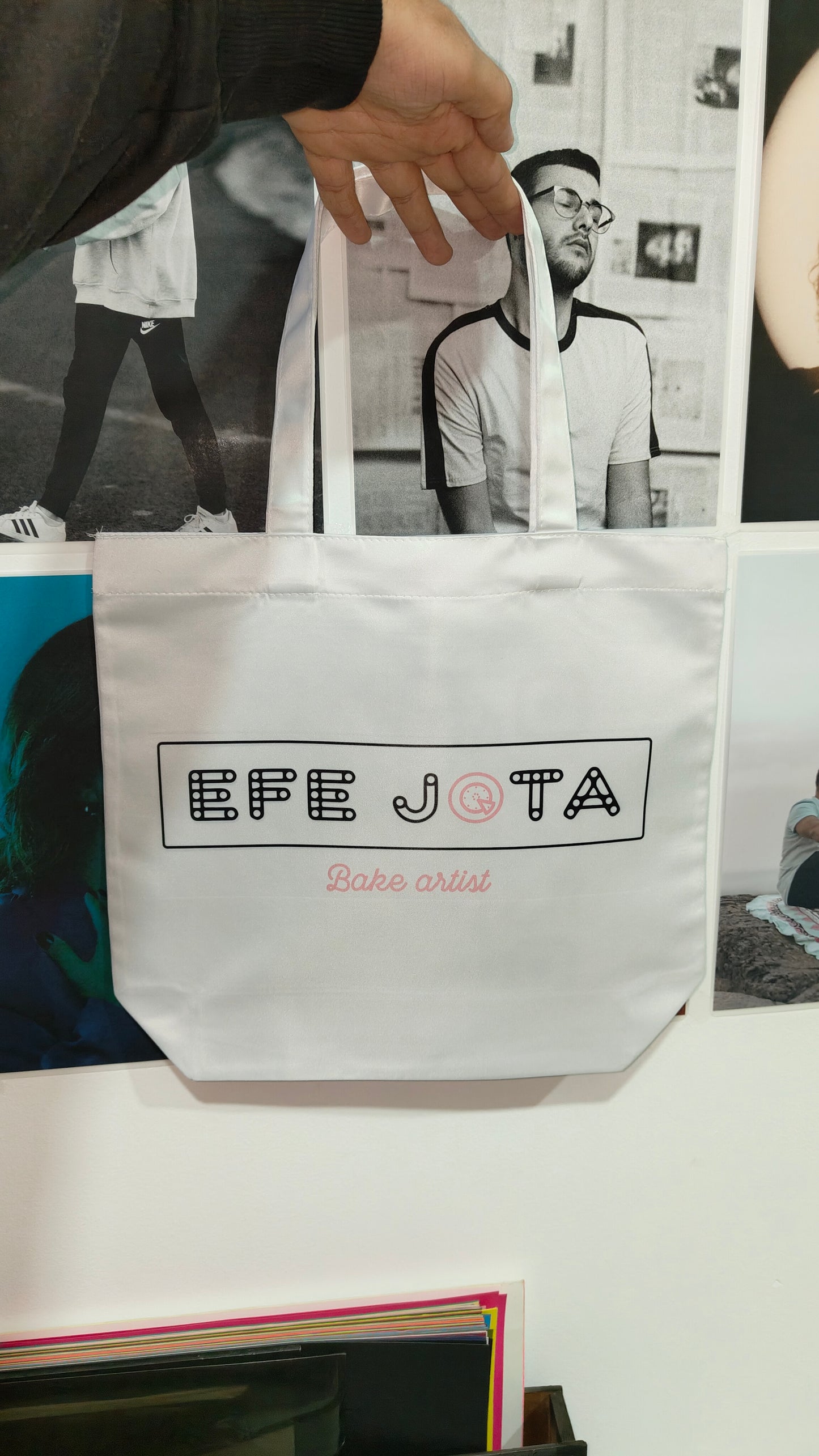 TOTE BAGS
